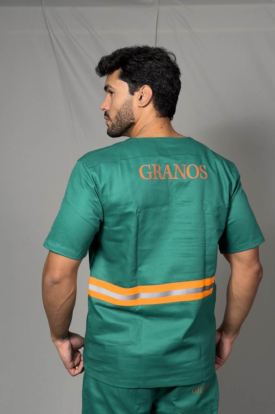 GRANOS: scrub verde com faixa refletiva